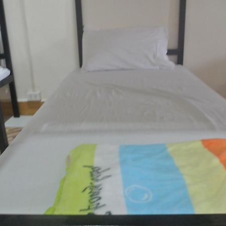 Orange Backpacker Hostel Vientián Habitación foto