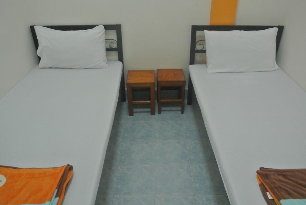 Orange Backpacker Hostel Vientián Habitación foto